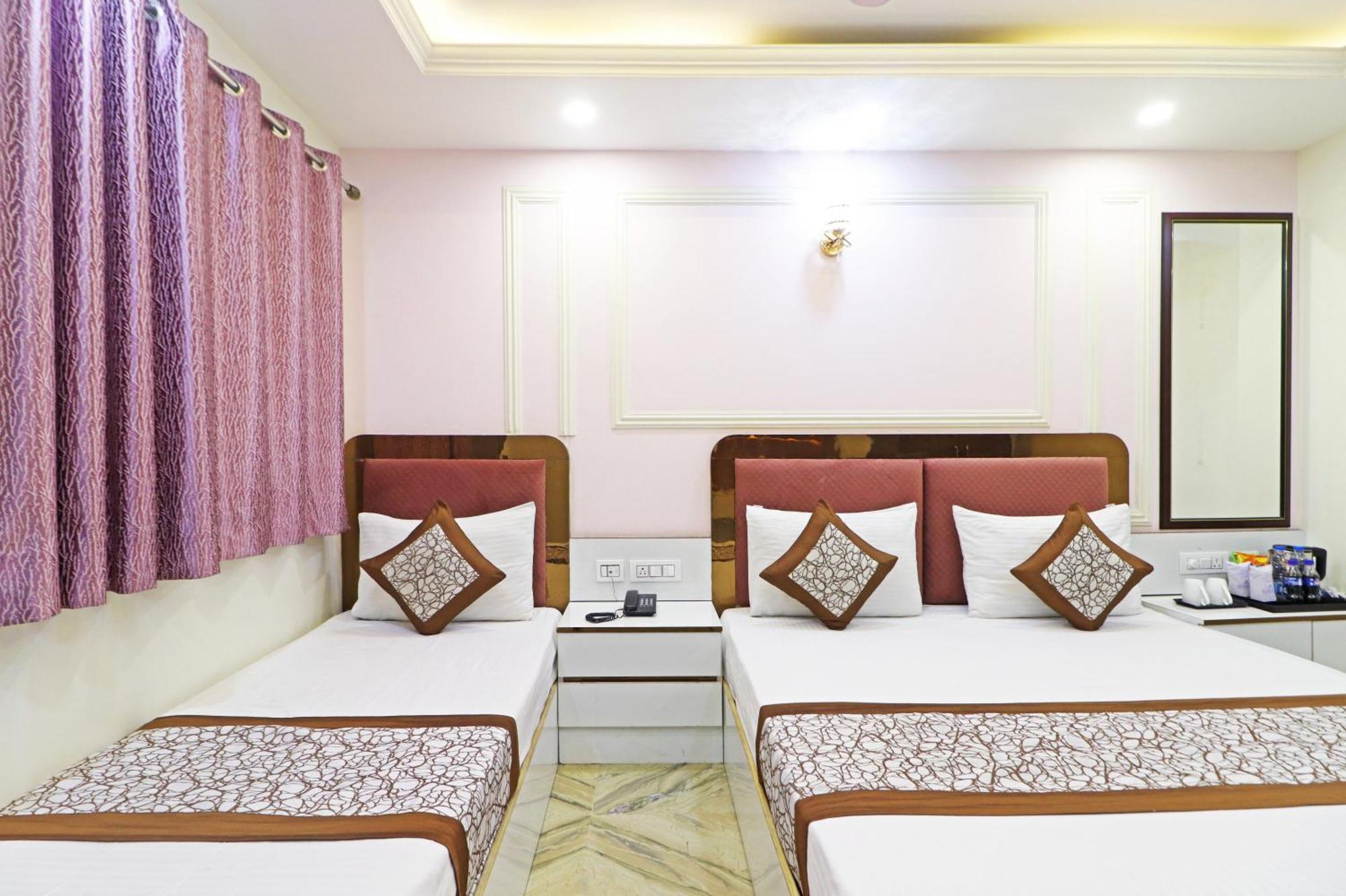 Hotel Samrat Residency 10 Mints Walking Distance Nizamuddin Railway Station New Delhi Exterior photo