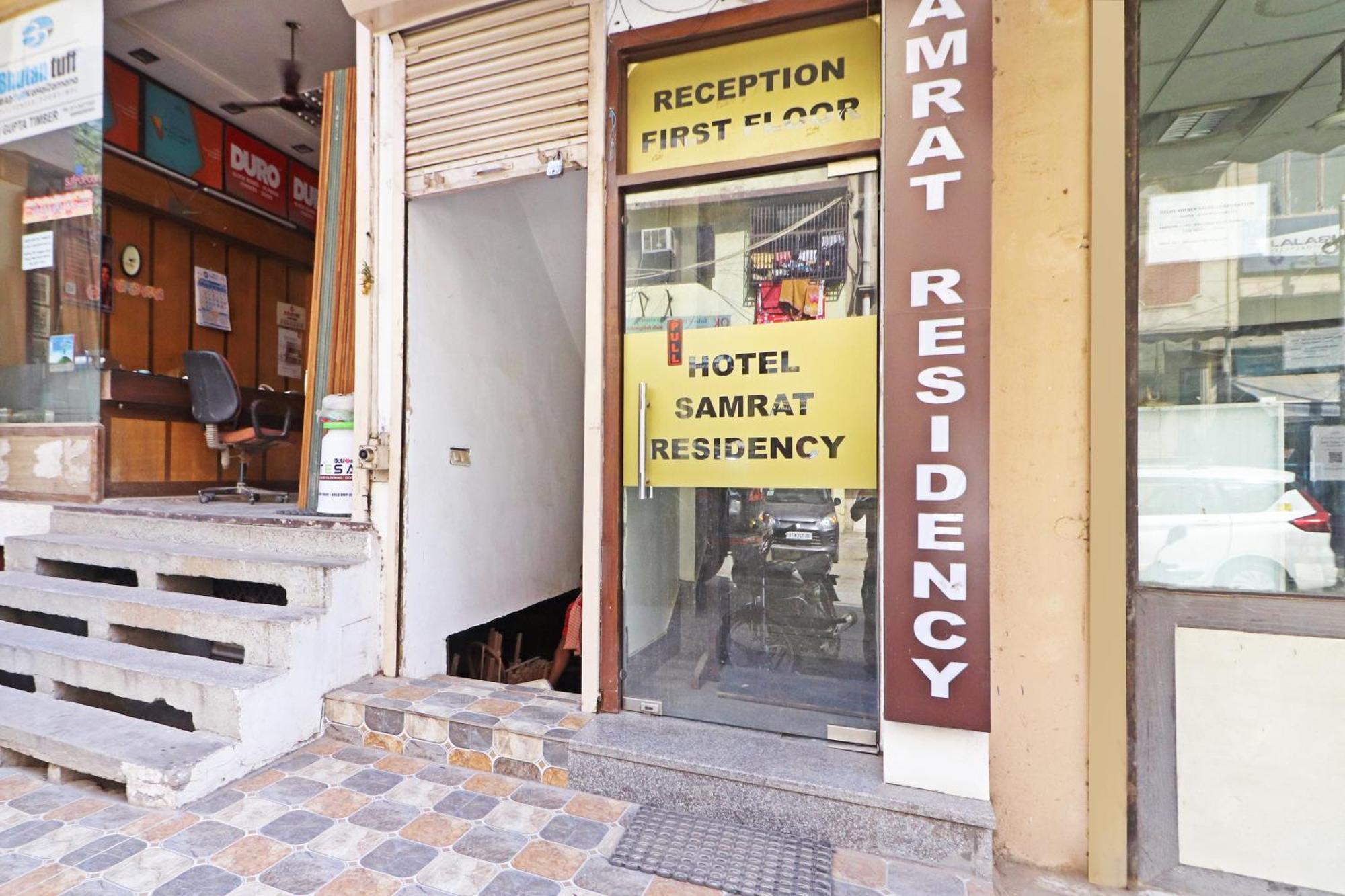 Hotel Samrat Residency 10 Mints Walking Distance Nizamuddin Railway Station New Delhi Exterior photo