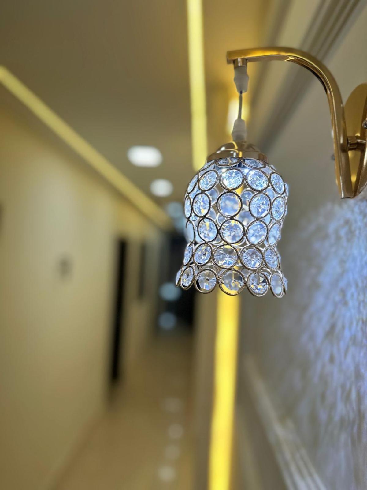 Hotel Samrat Residency 10 Mints Walking Distance Nizamuddin Railway Station New Delhi Exterior photo